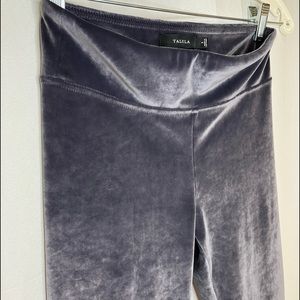 Aritzia Talula light purple velvet leggings